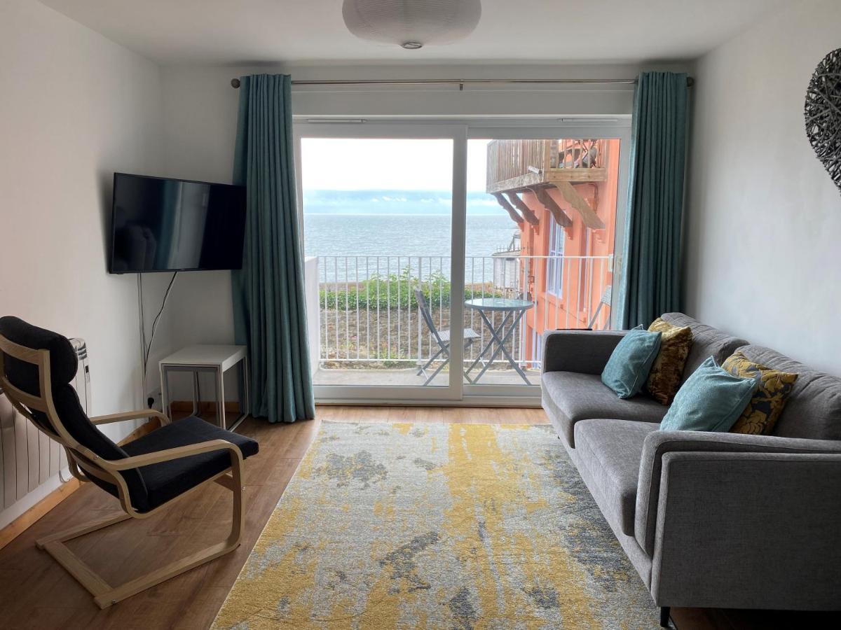 Vitamin Sea With A Sea View And Parking Lyme Regis Buitenkant foto